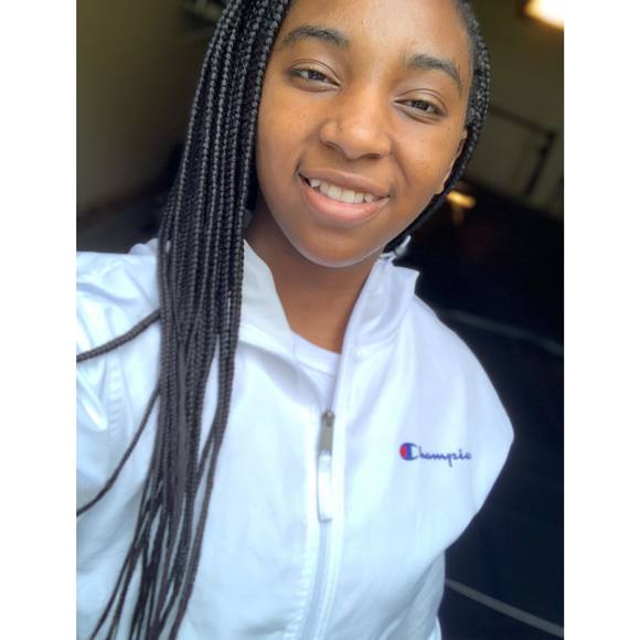 Poshmark profile picture for @describe